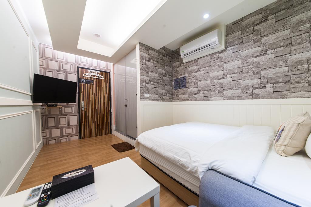 Ace Homestay Luodong Exteriör bild