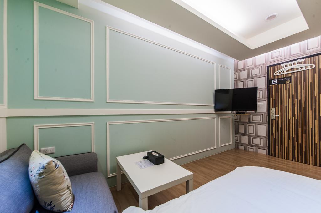 Ace Homestay Luodong Exteriör bild